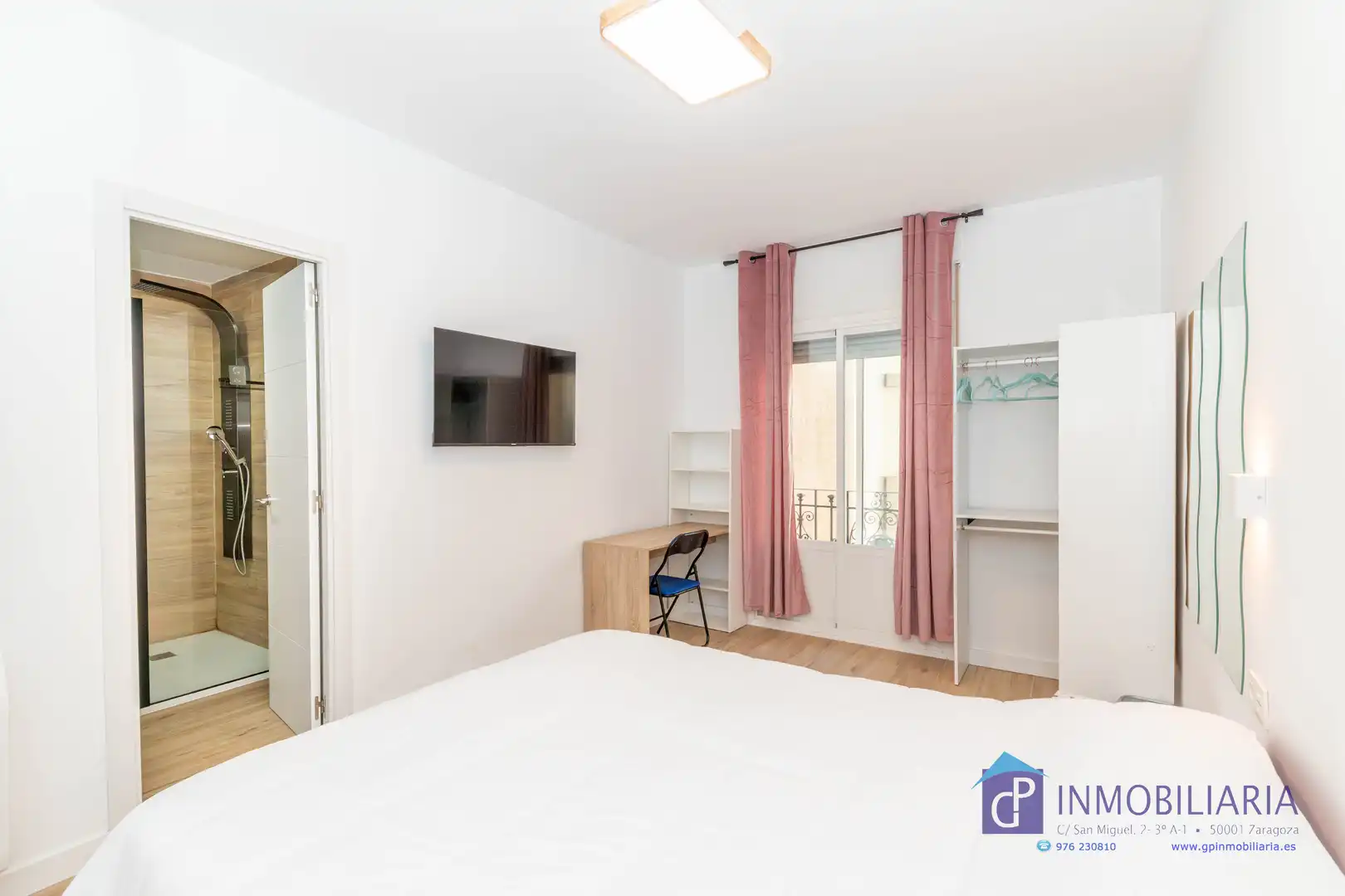 Flat for sale in Calle de Santiago, Alfonso