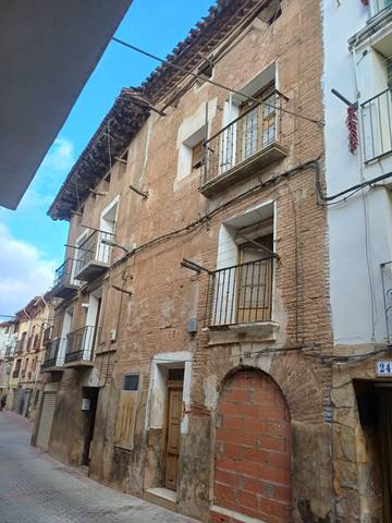 Casa adosada en Venta en Calle Zaragocilla en Quel