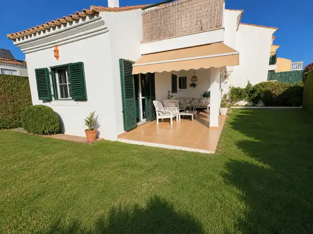 Terrassa de Casa adosada en venda en Los Barrios amb Aire condicionat, Jardí privat i Terrassa