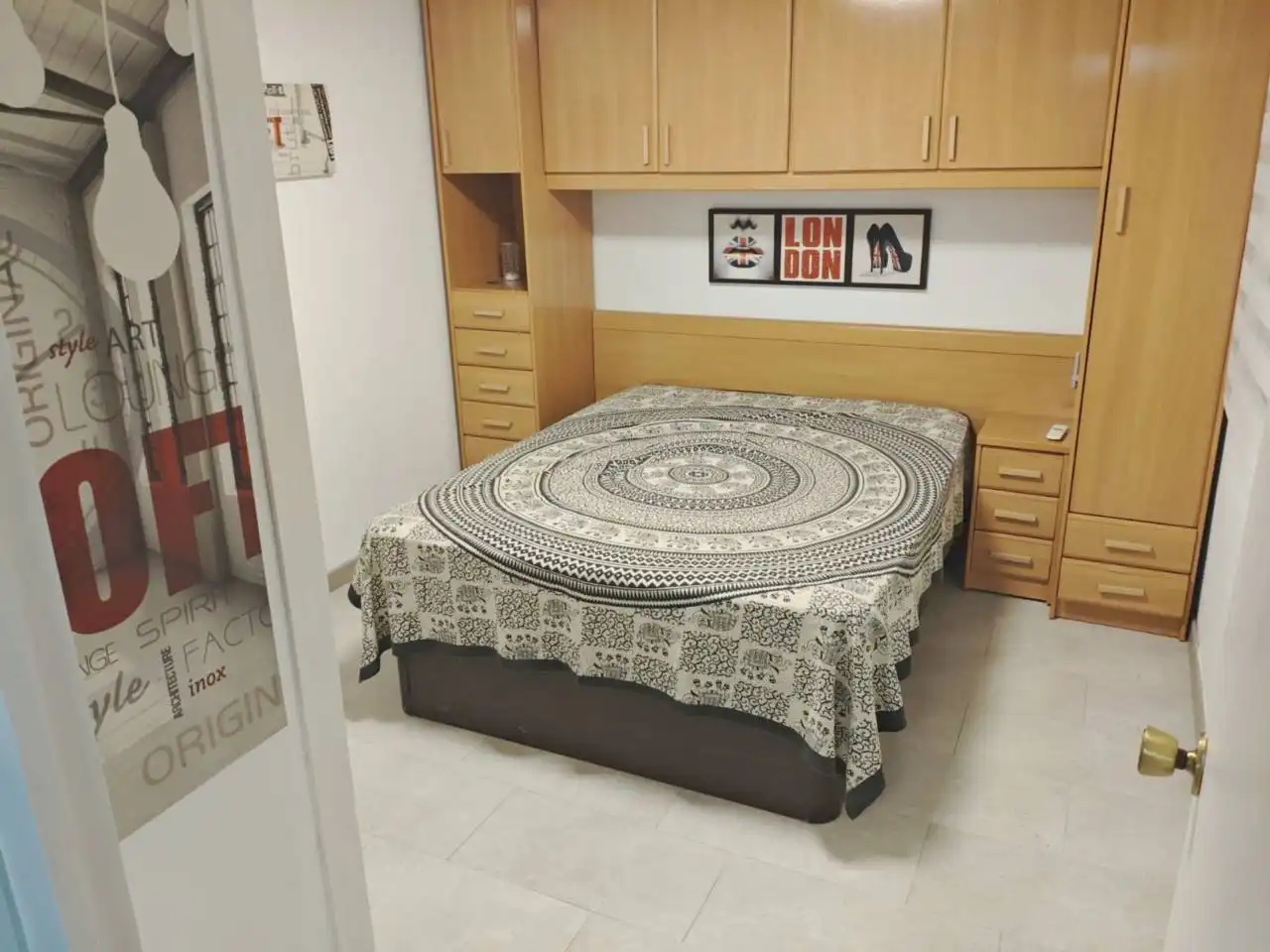 Habitación de Apartamento de alquiler en Cubelles con Aire acondicionado, Terraza y Trastero