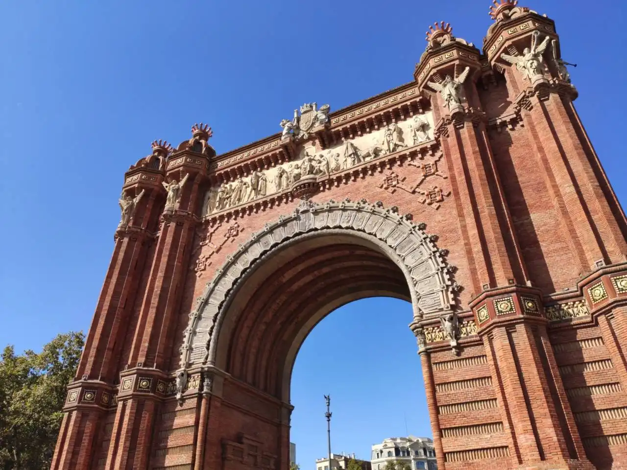 Parking with lift for sale in Calle Comte d´Urgell, imagen 8