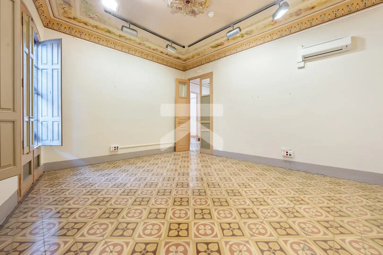 Buildings for sale in Tortosa