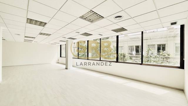 Oficina en Alquiler en Carrer de Casp en Dreta de l'Eixample