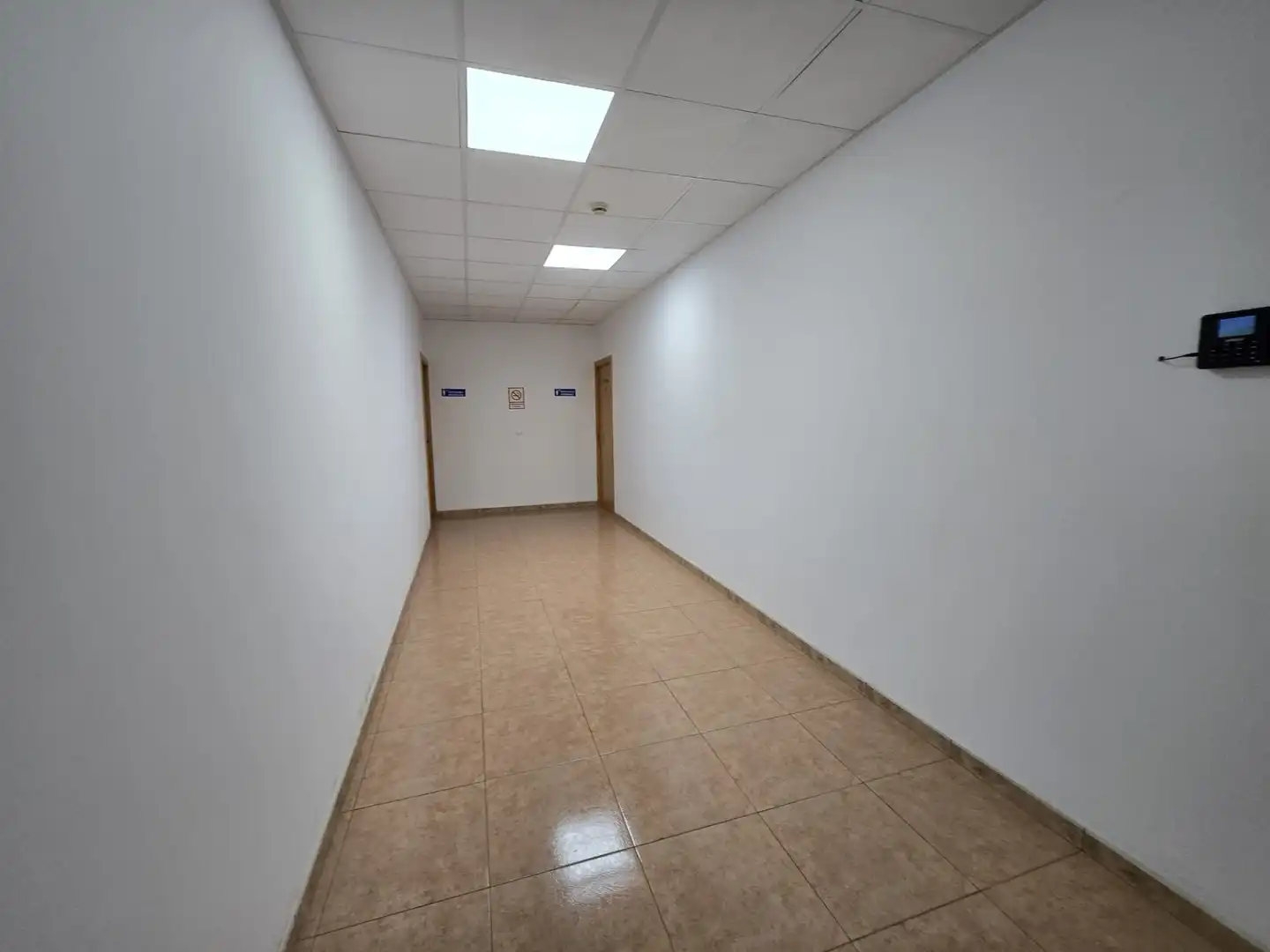 Nave industrial en venta en Teruel con Calefacción y Alarma