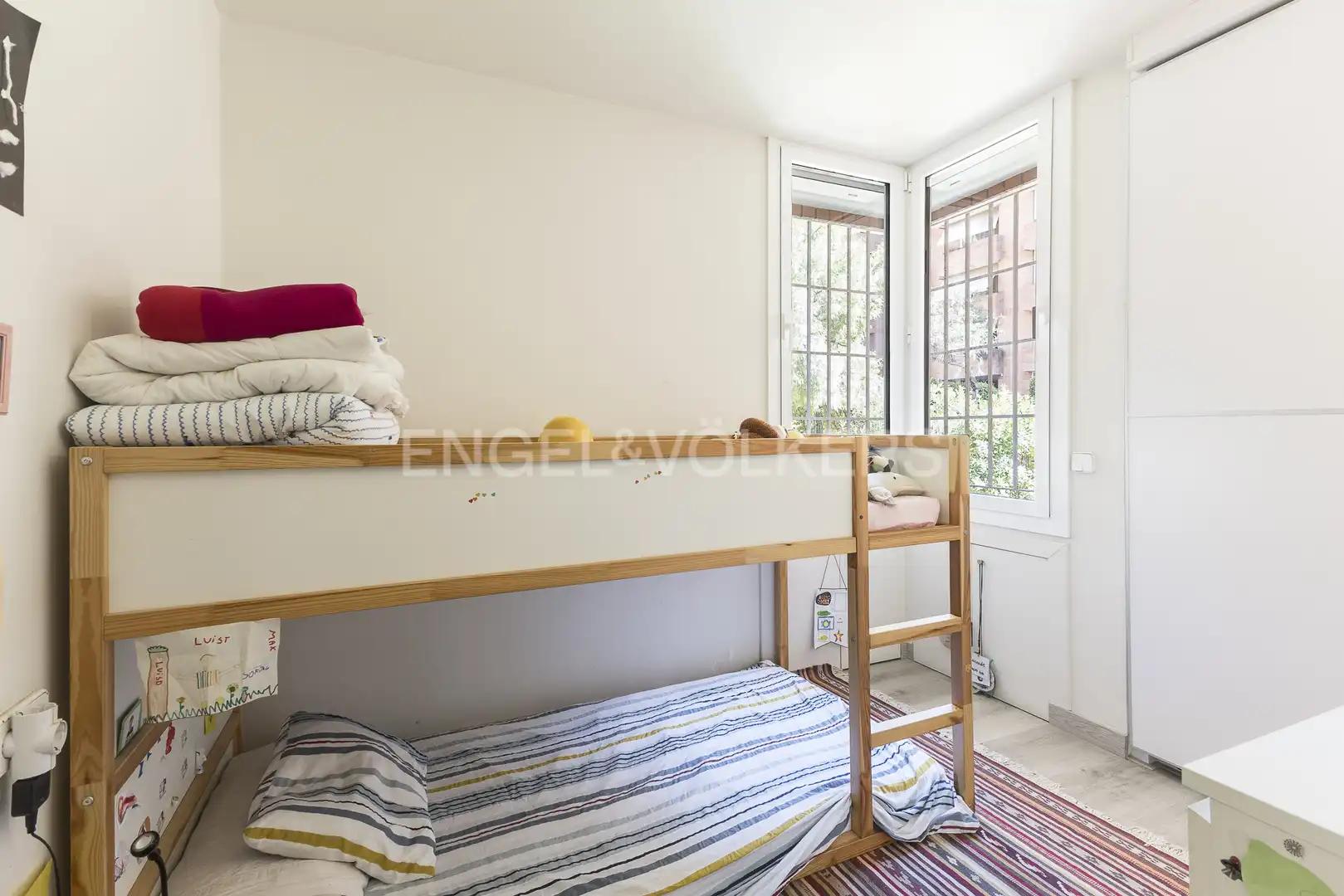 Habitación de Piso en venta en Barcelona con Aire acondicionado, Calefacción y Jardín privado