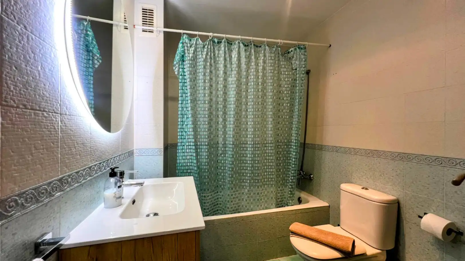 Apartamento con piscina en venta en Centro Urbano, imagen 16