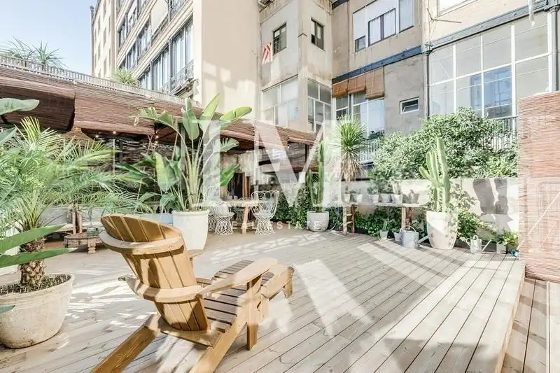 Apartment mit Terrasse zur Miete in Carrer ROGER DE LLURIA