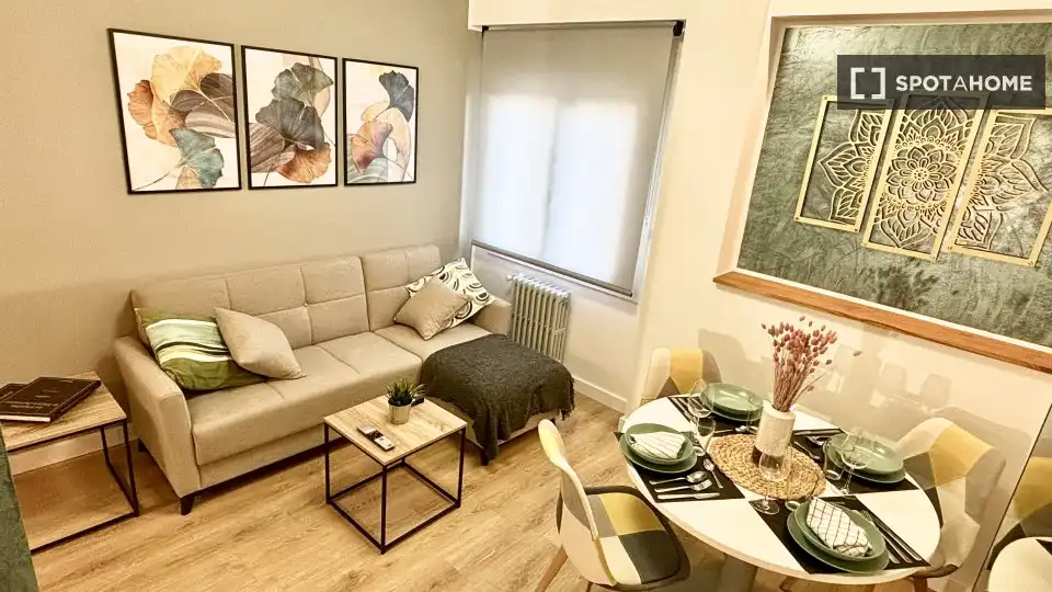 Habitación en Barrio del Ave