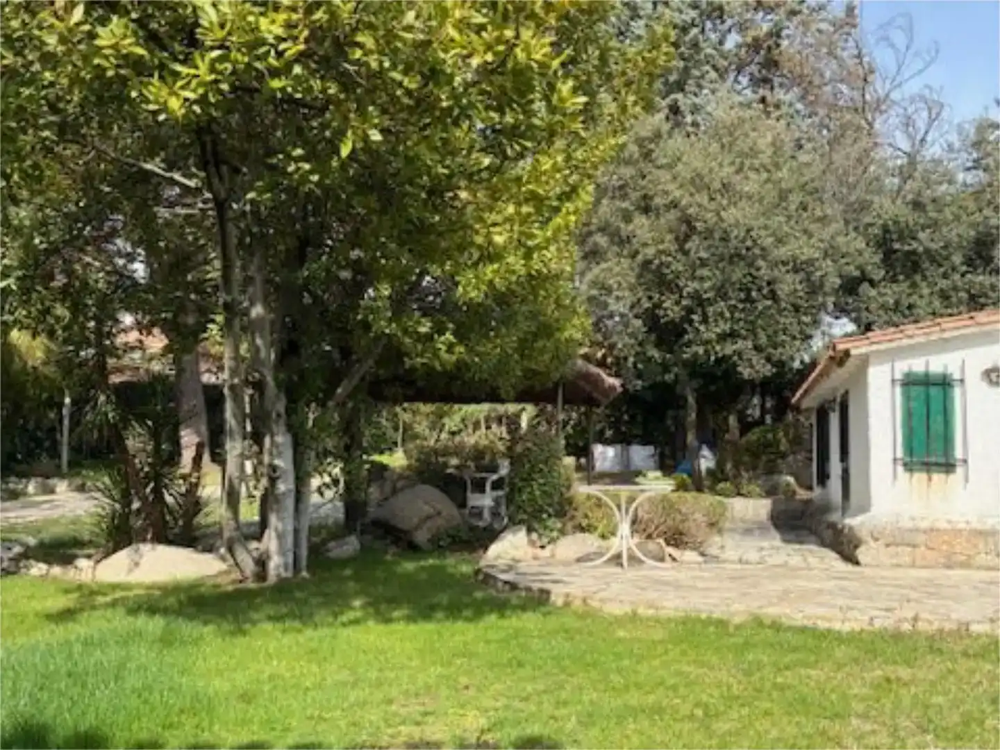 Jardí de Casa o xalet en venda en Valdemorillo amb Aire condicionat, Jardí privat i Traster