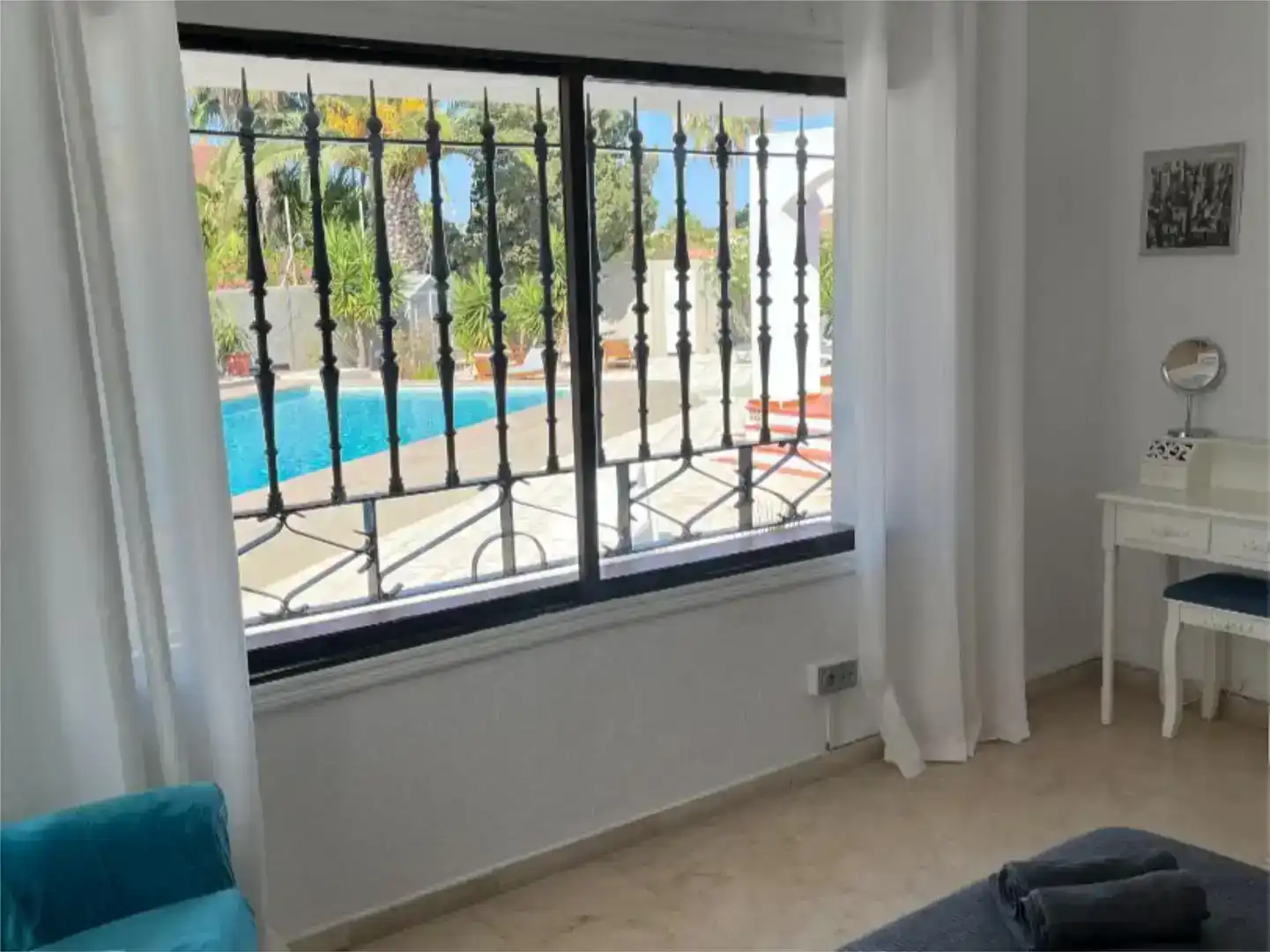 Dormitori de Pis en venda en Roquetas de Mar amb Aire condicionat, Jardí privat i Traster