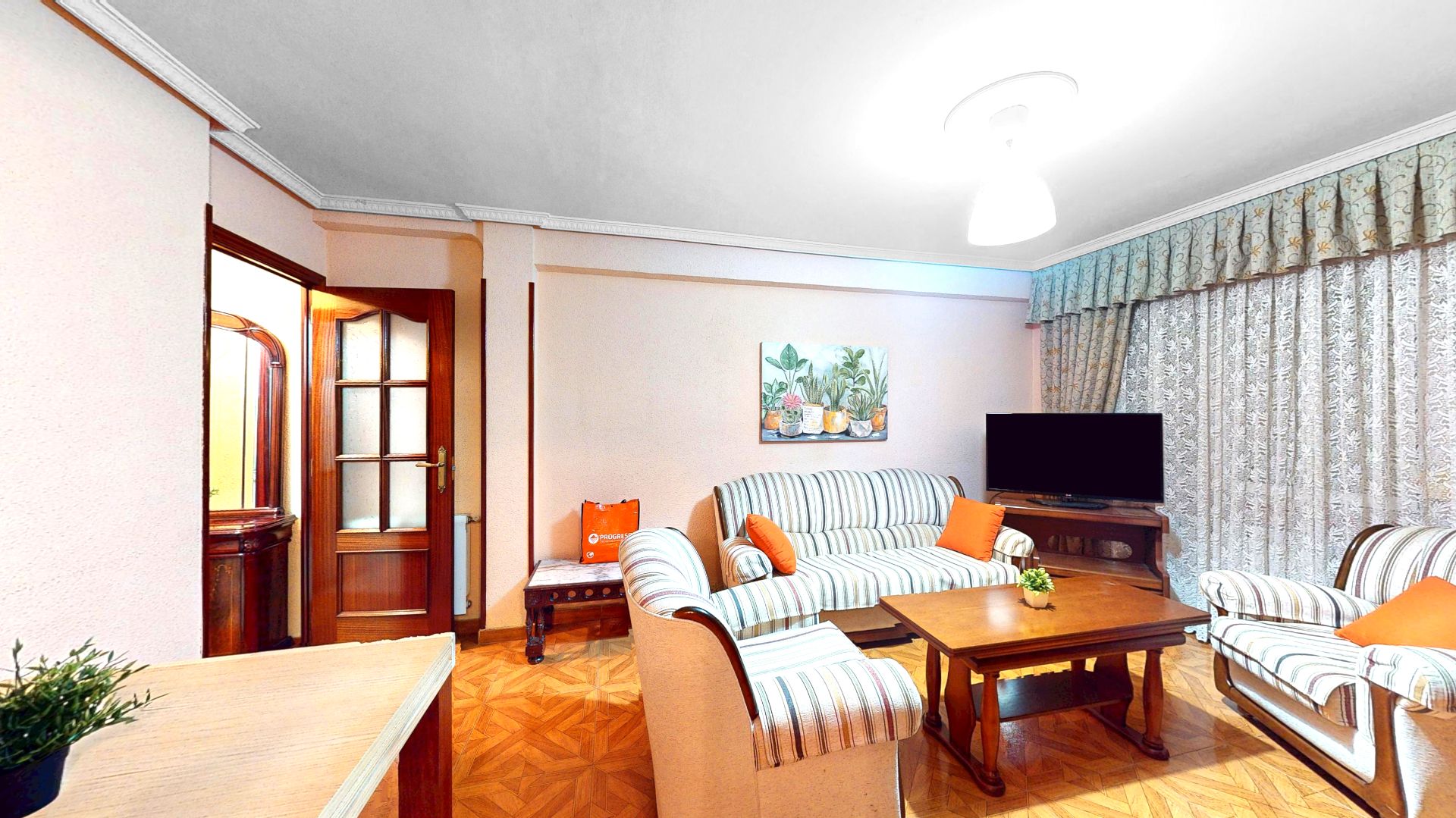 Living room of Flat for sale in Móstoles  with Air Conditioner and Heating