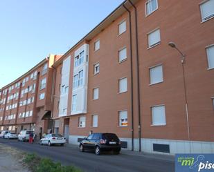 Vista exterior de Pis en venda en Tordesillas amb Balcó