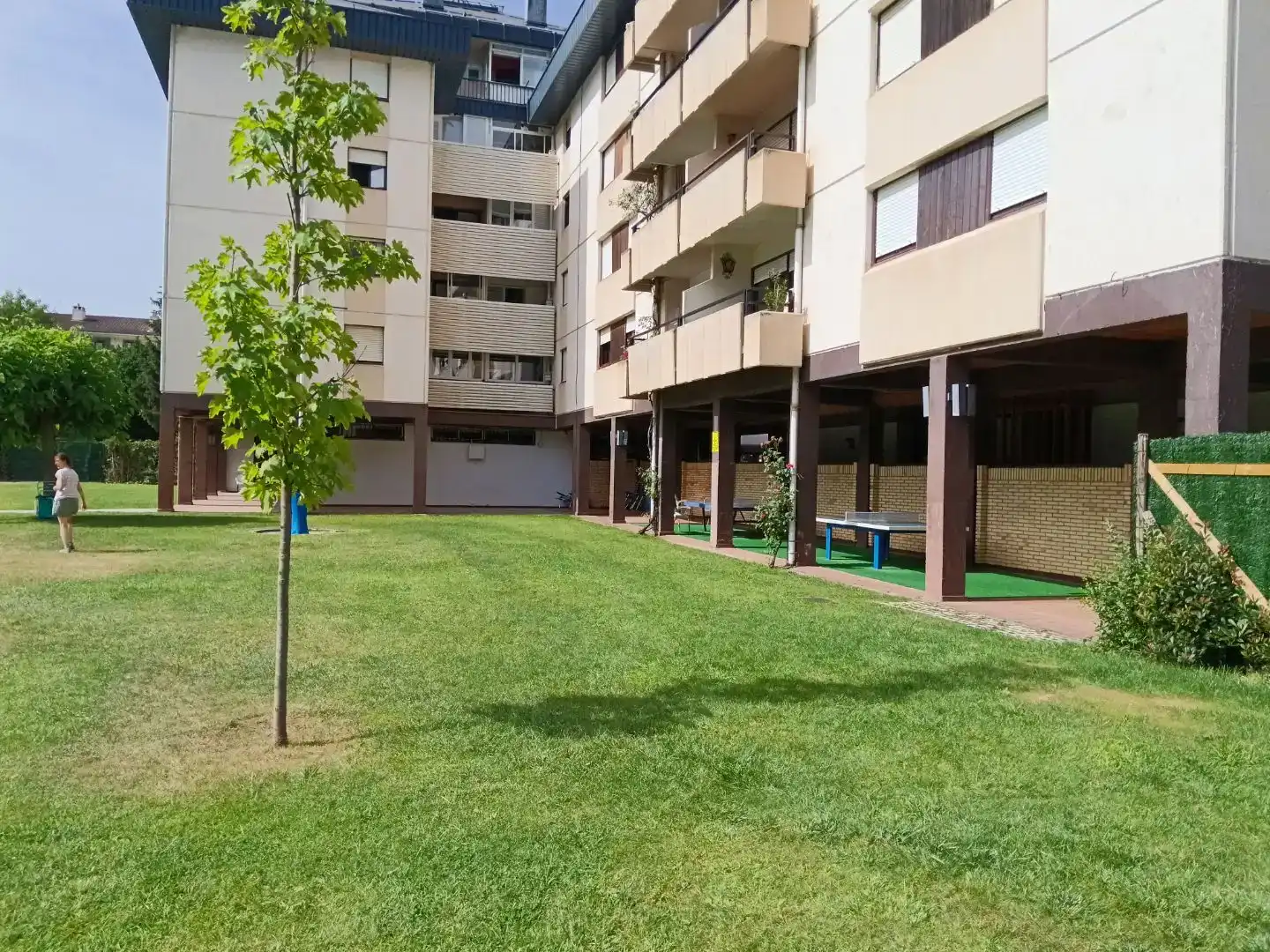 Aparcament de Pis en venda en Ezcaray amb Piscina i Balcó