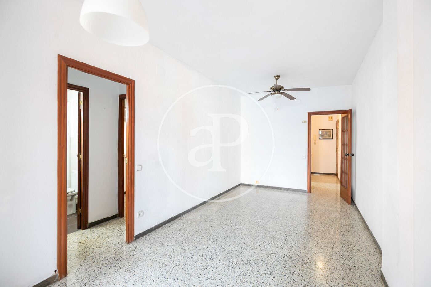 Flat for sale in  Barcelona Capital  with Heating and Balcony