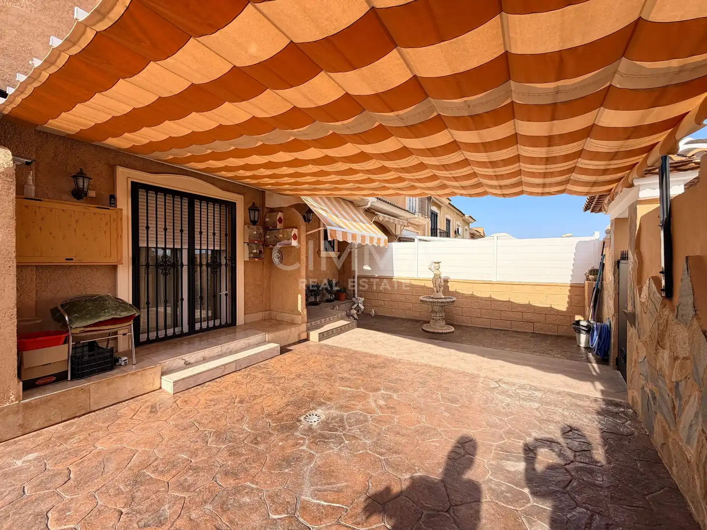Terrace of Detached homes for sale in La Nucia  with Air Conditioner, Heating and Private garden
