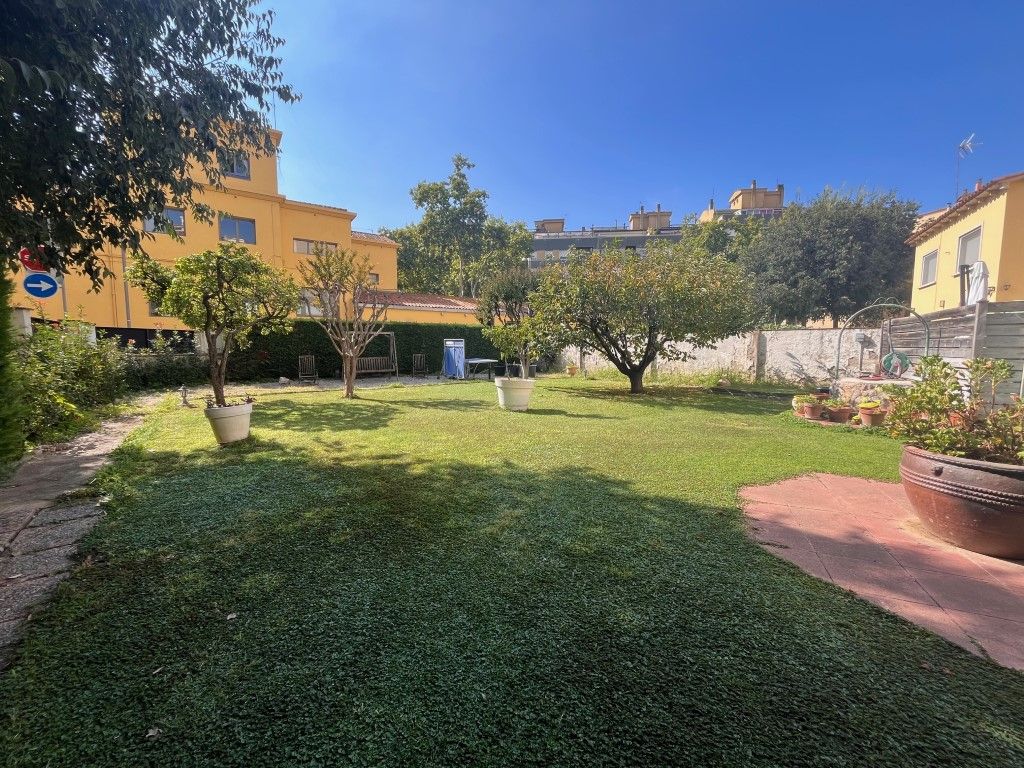Jardí de Casa o xalet en venda en Girona Capital