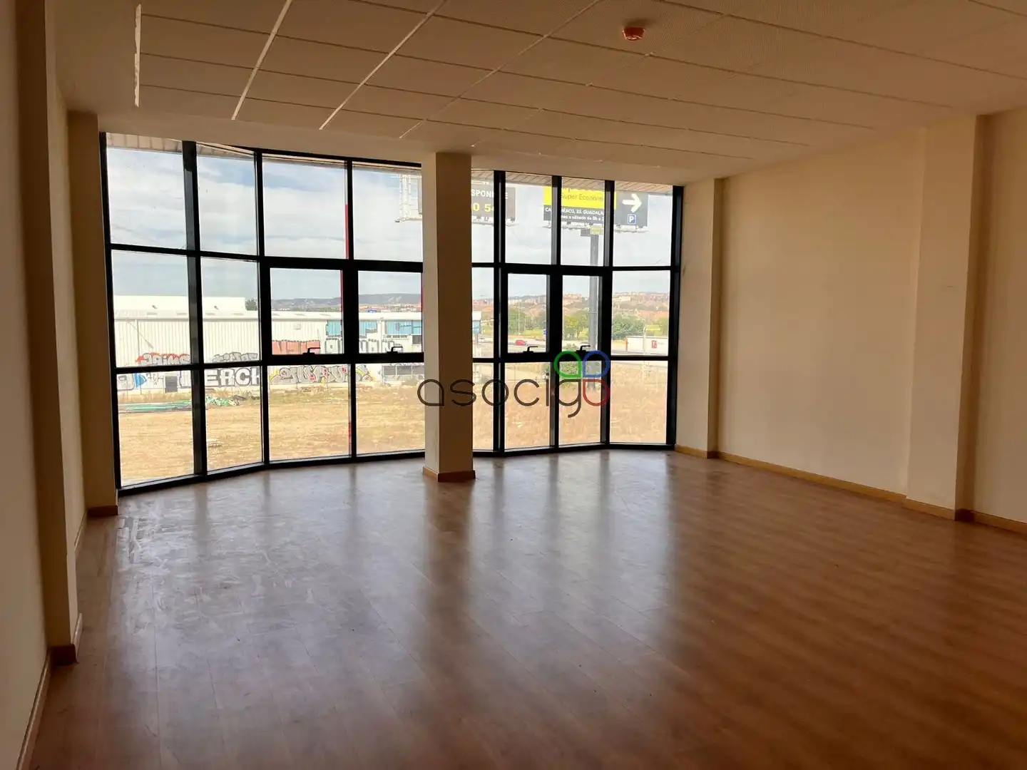 Büro zur Miete in Cabanillas del Campo, Guadalajara