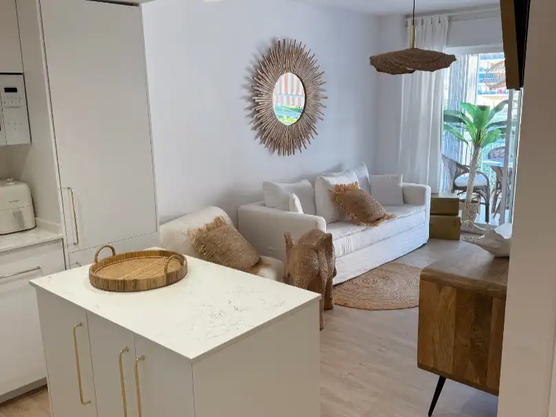 Sala d'estar de Pis en venda en Benicasim / Benicàssim amb Aire condicionat, Terrassa i Piscina