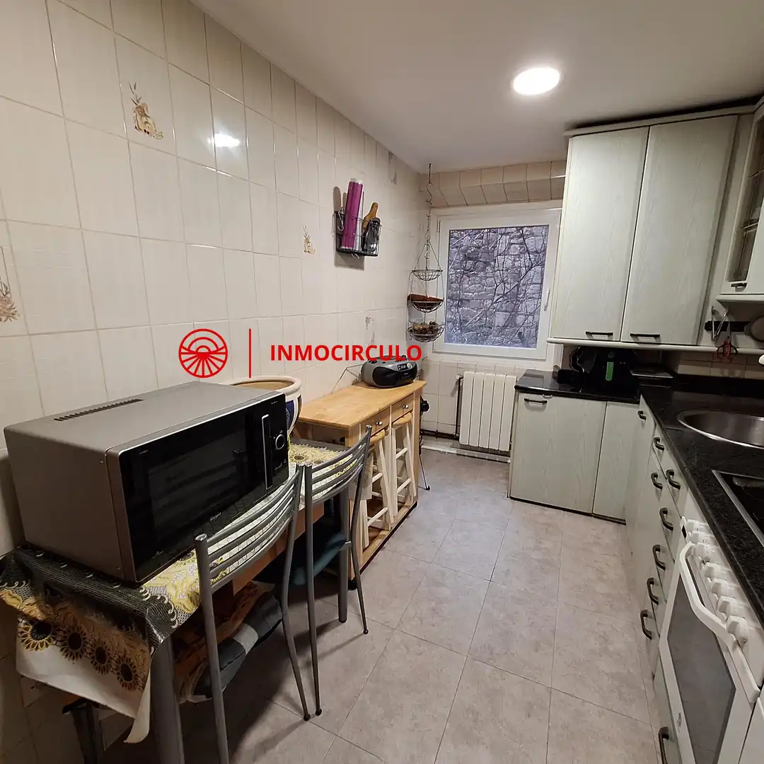 Cocina de Apartamento en venta en Burgos con Calefacción