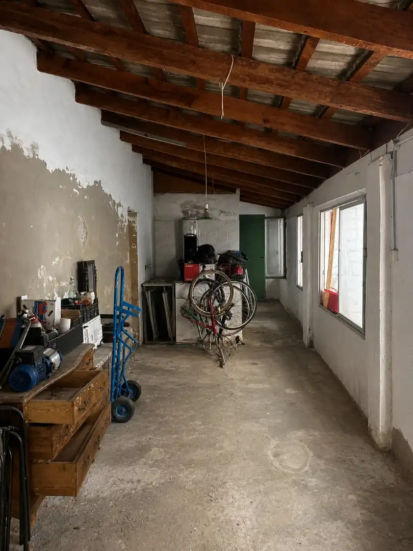 Einfamilien-Reihenhaus zum Verkauf in Valencia mit Klimaanlage, Terrasse und Abstellraum