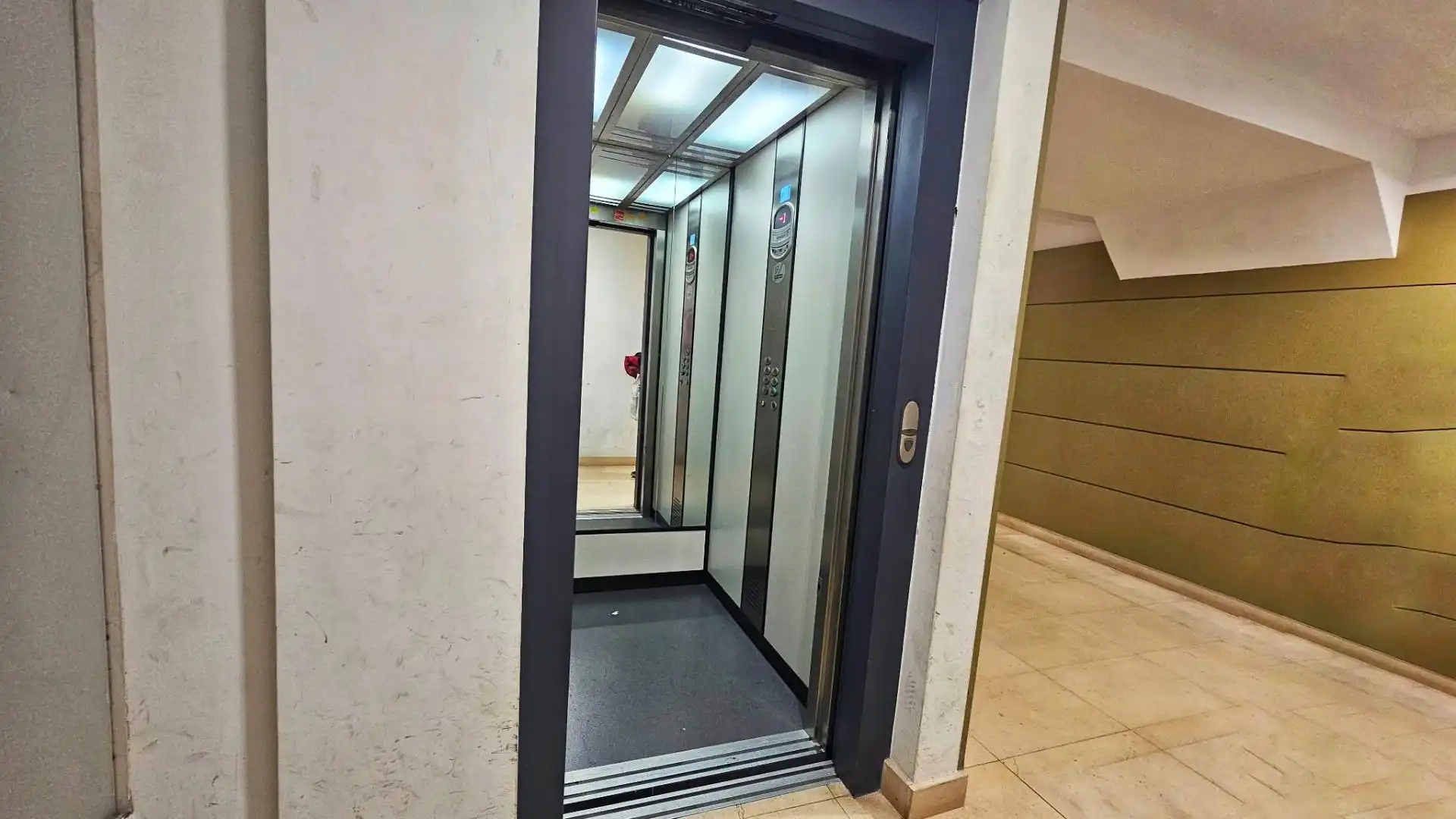 Pis amb ascensor en venda a Calle CLARA CAMPOAMOR, imagen 11