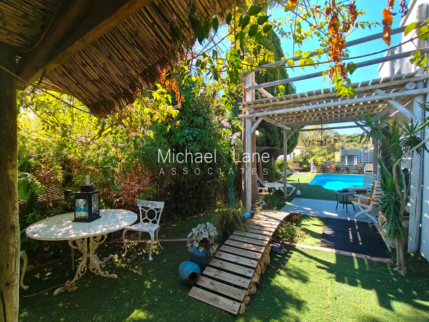 Terrassa de Casa o xalet en venda en Estepona amb Jardí privat, Terrassa i Piscina