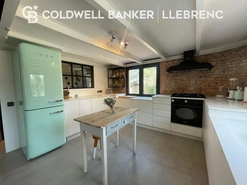 Cocina de Dúplex de alquiler en Barcelona con Parquet, Amueblado y Horno