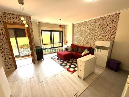 Sala d'estar de Apartament en venda en Pontevedra Capital  amb Terrassa