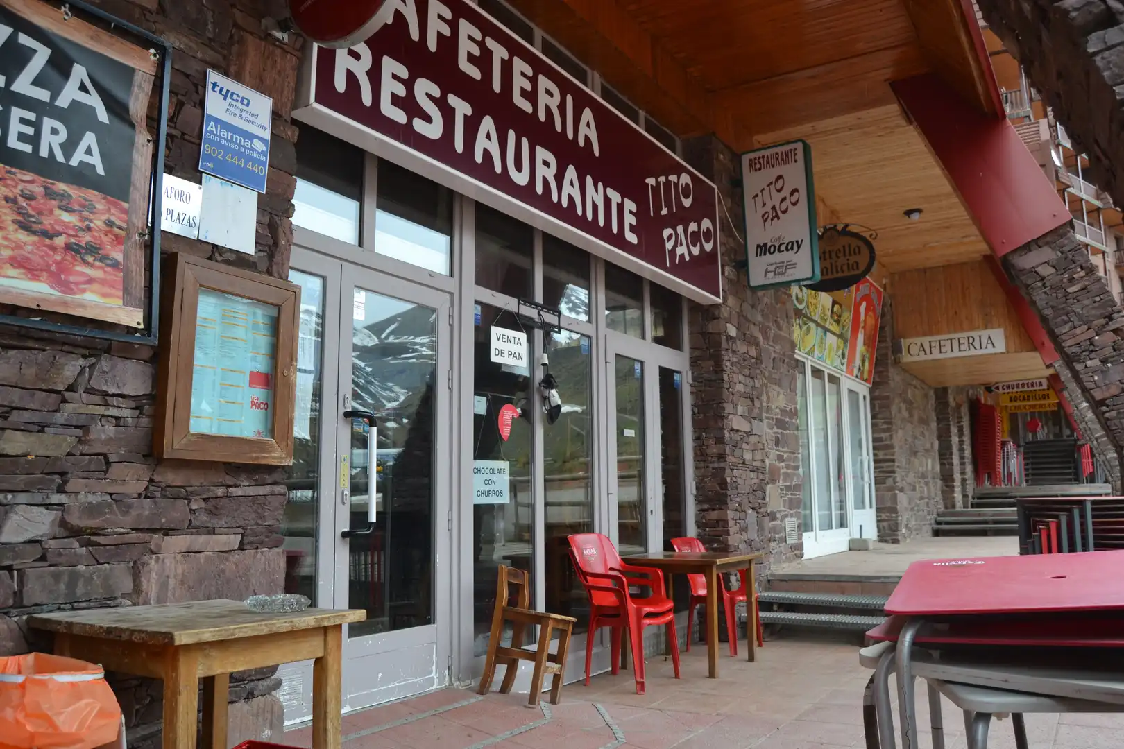 Commercial properties for sale in Aisa