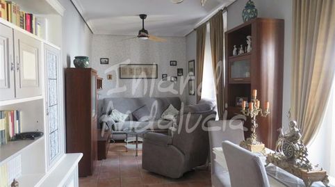 Foto 3 de Casa adosada en venta en Martos, Jaén