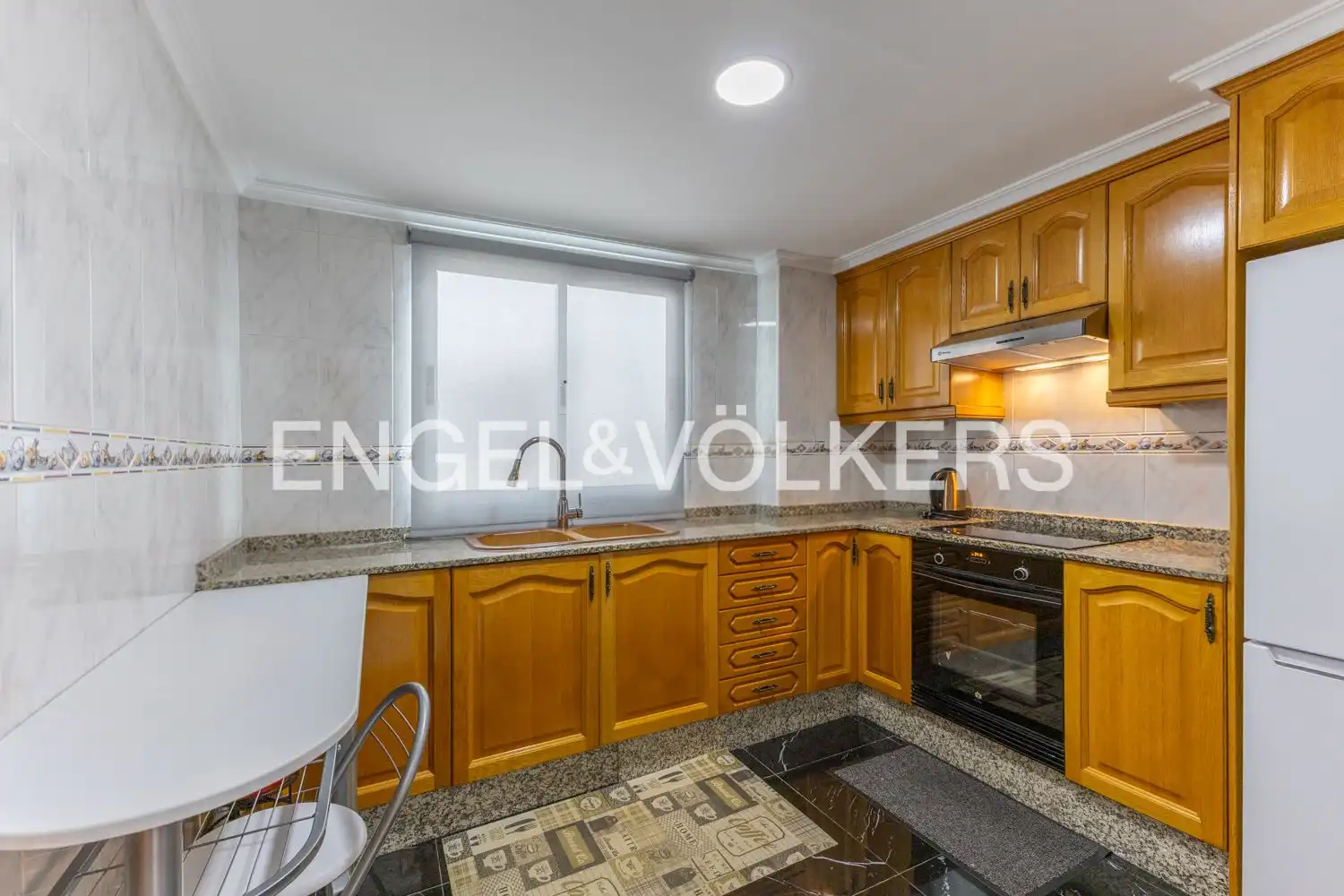 Kitchen of Flat for rent in Canet d'En Berenguer  with Air Conditioner, Heating and Furnished