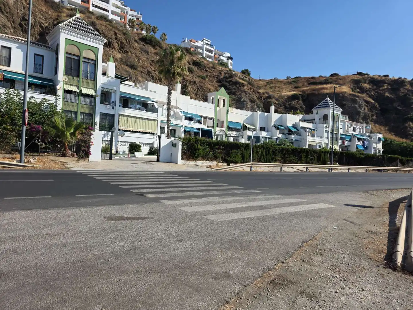 Vista exterior de Apartament en venda en Torrox amb Moblat