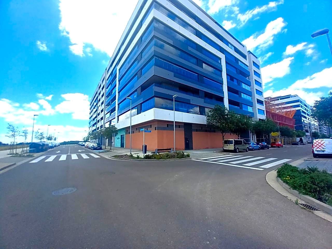 Exterior view of Premises for sale in  Zaragoza Capital