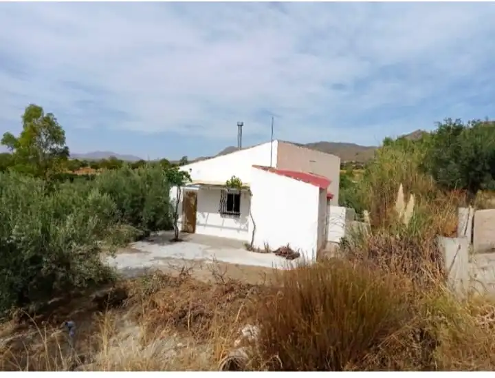 House for sale in Oria