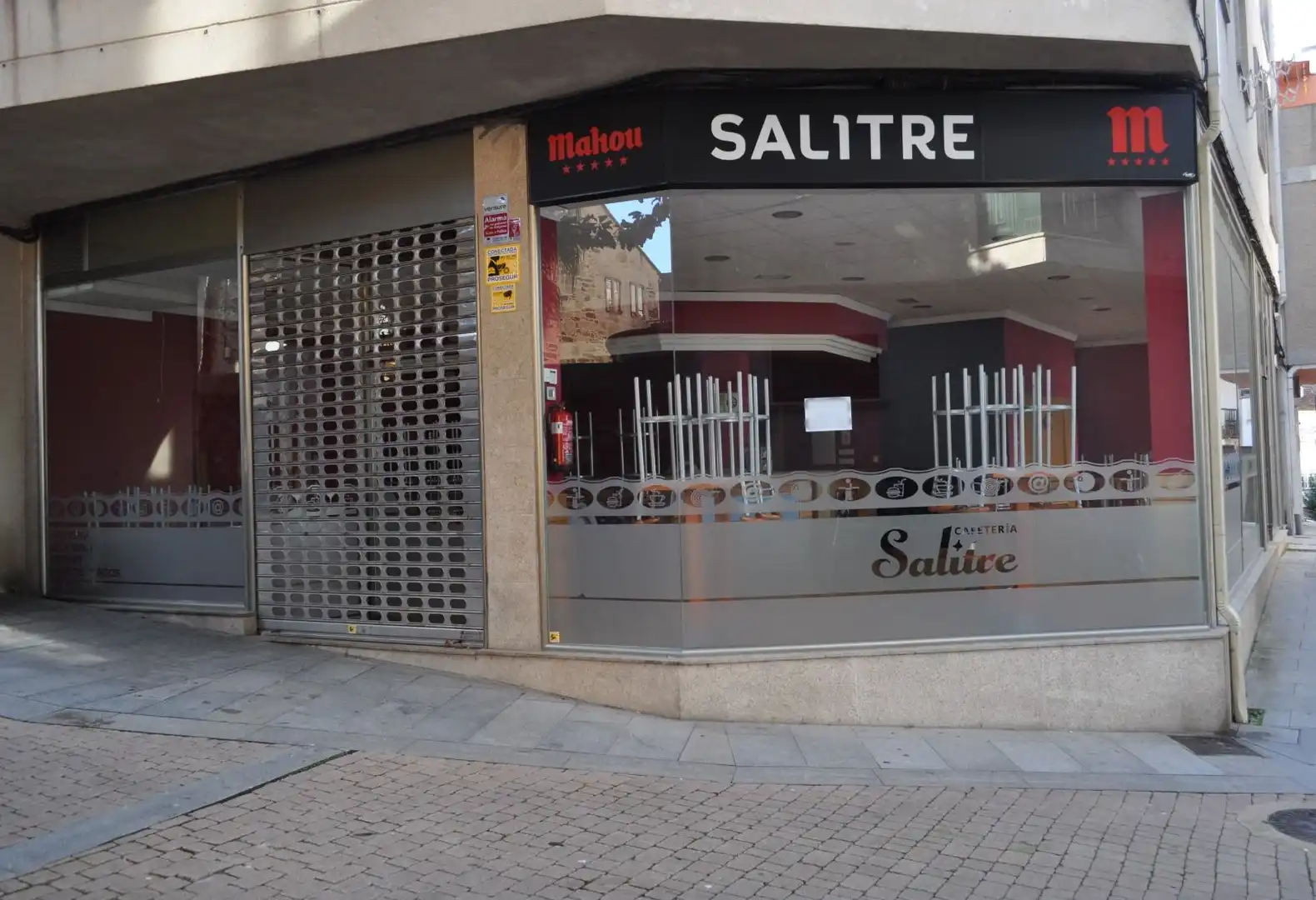 Local comercial en venta en Adina- Portonovo