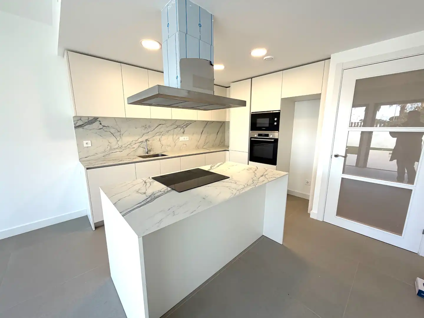 Cocina de Casa adosada en venta en Cambrils con Aire acondicionado, Calefacción y Jardín privado