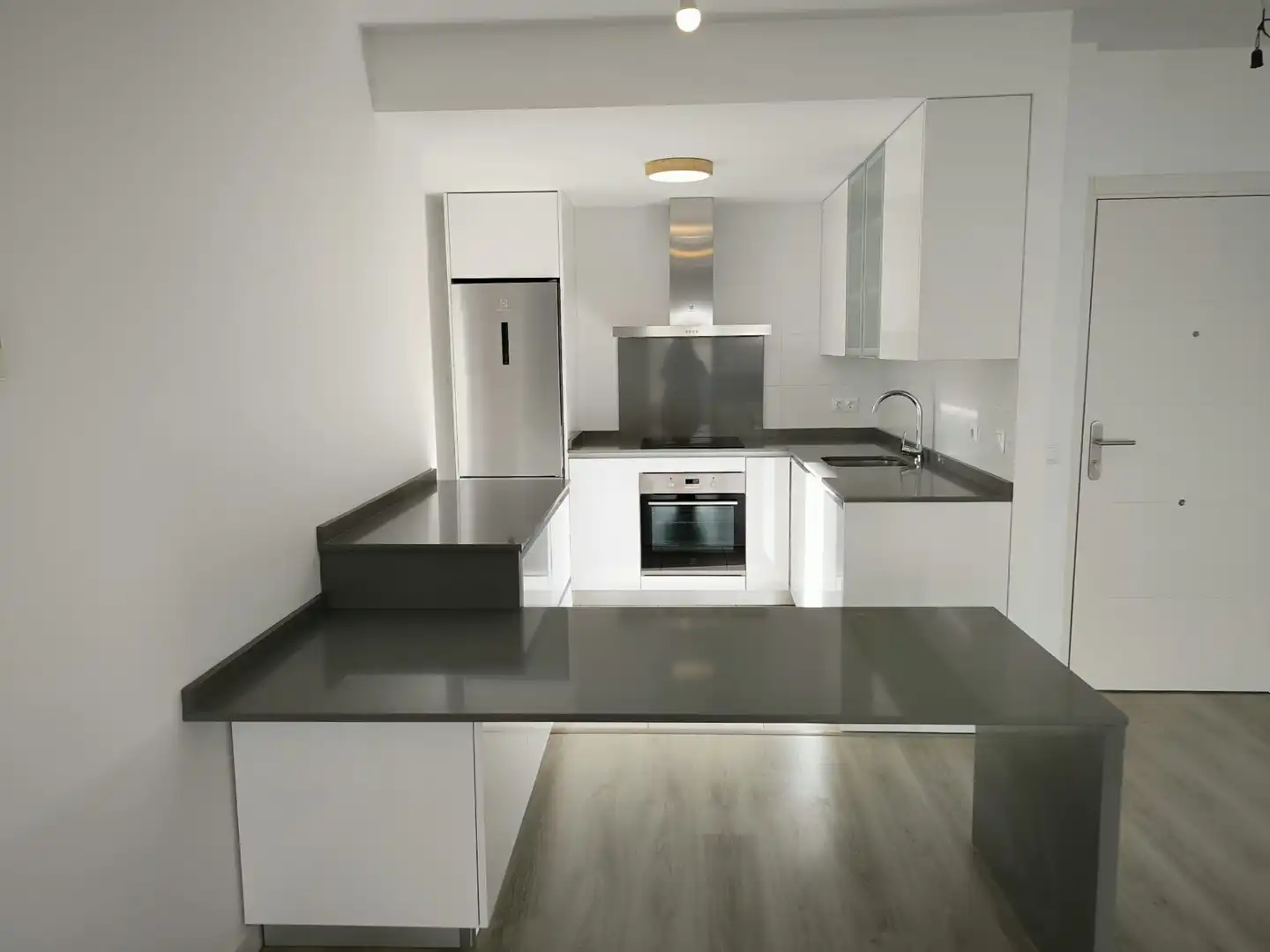 Kitchen of Attic for rent in Marbella  with Air Conditioner, Terrace and Swimming Pool