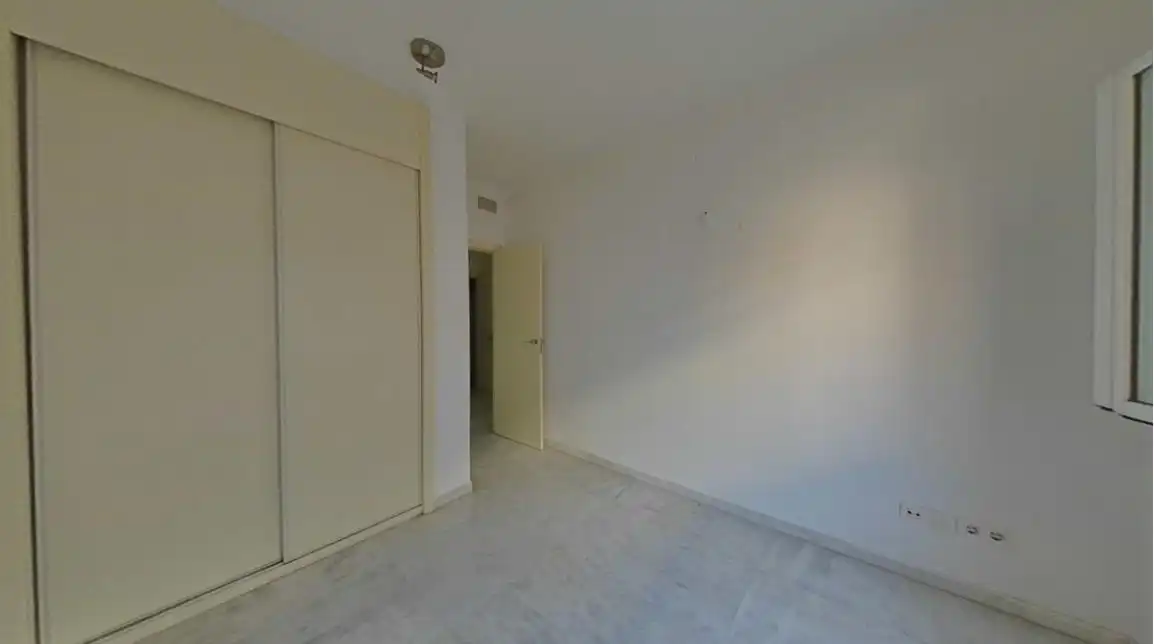 Bedroom of Flat for sale in Sevilla