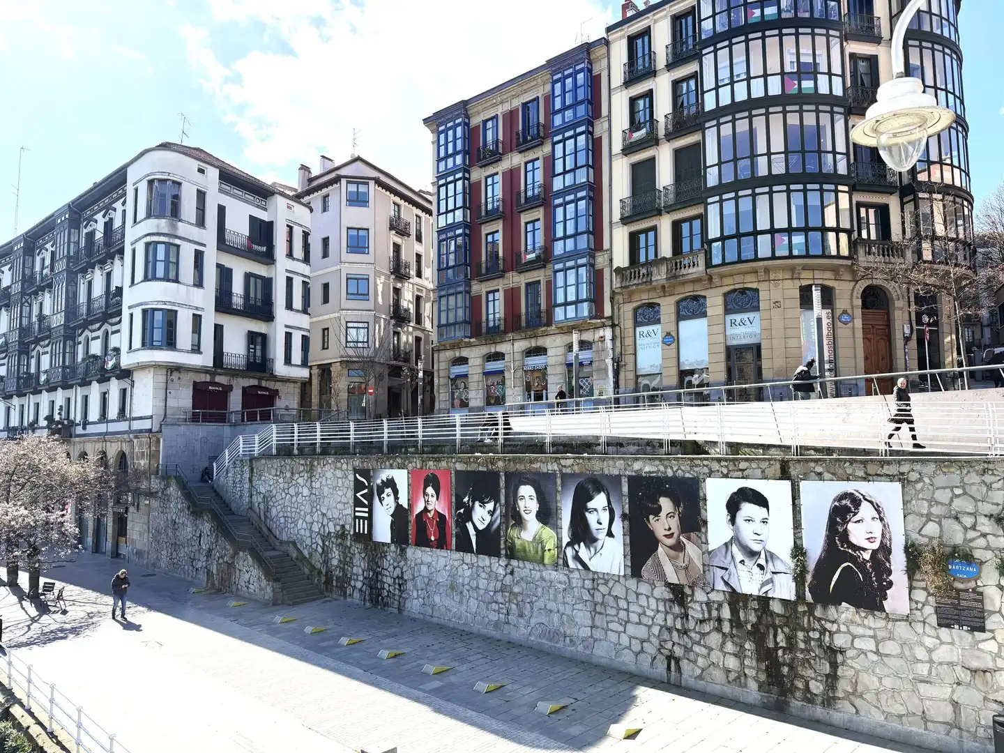 Piso con terraza en venta en Muelle Marzana, imagen 40