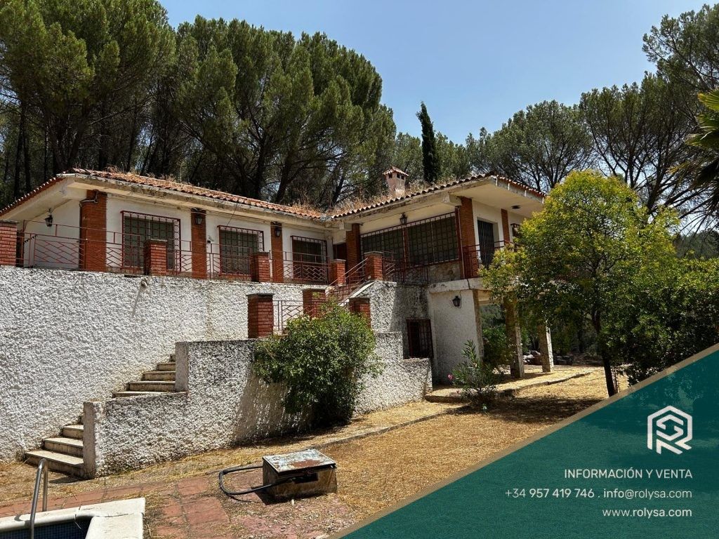 Country house for sale in Las Jaras