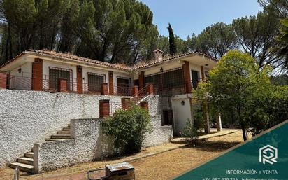 Vista exterior de Finca rústica en venda en  Córdoba Capital amb Aire condicionat, Calefacció i Jardí privat