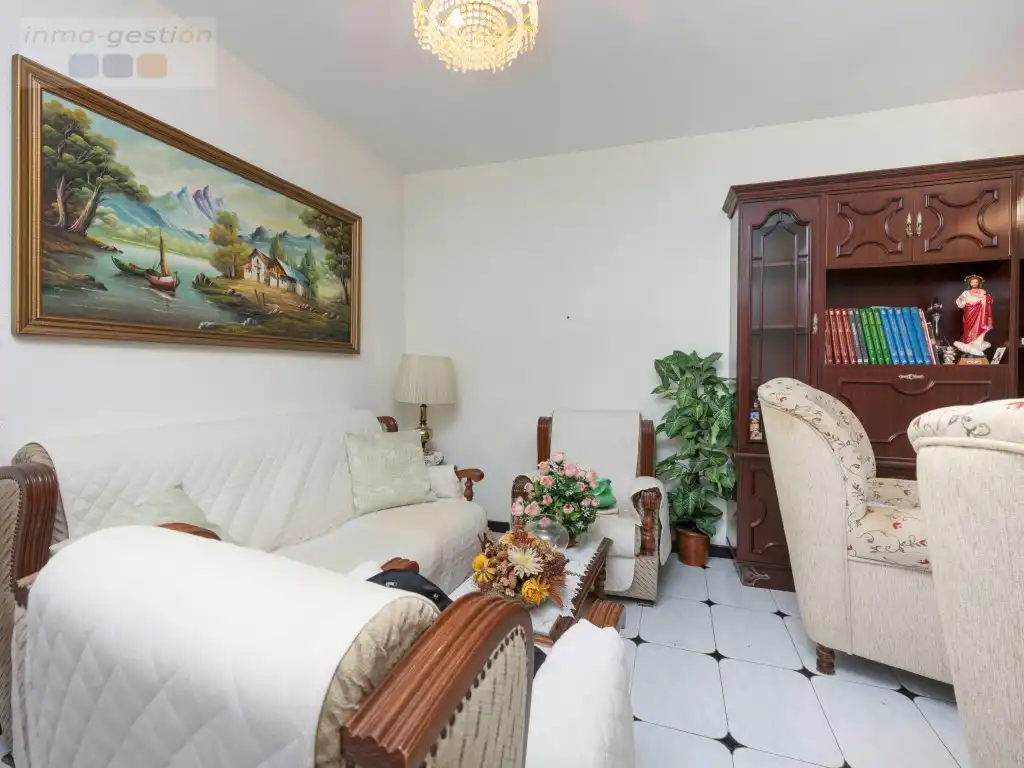 Sala d'estar de Edifici en venda en Córdoba