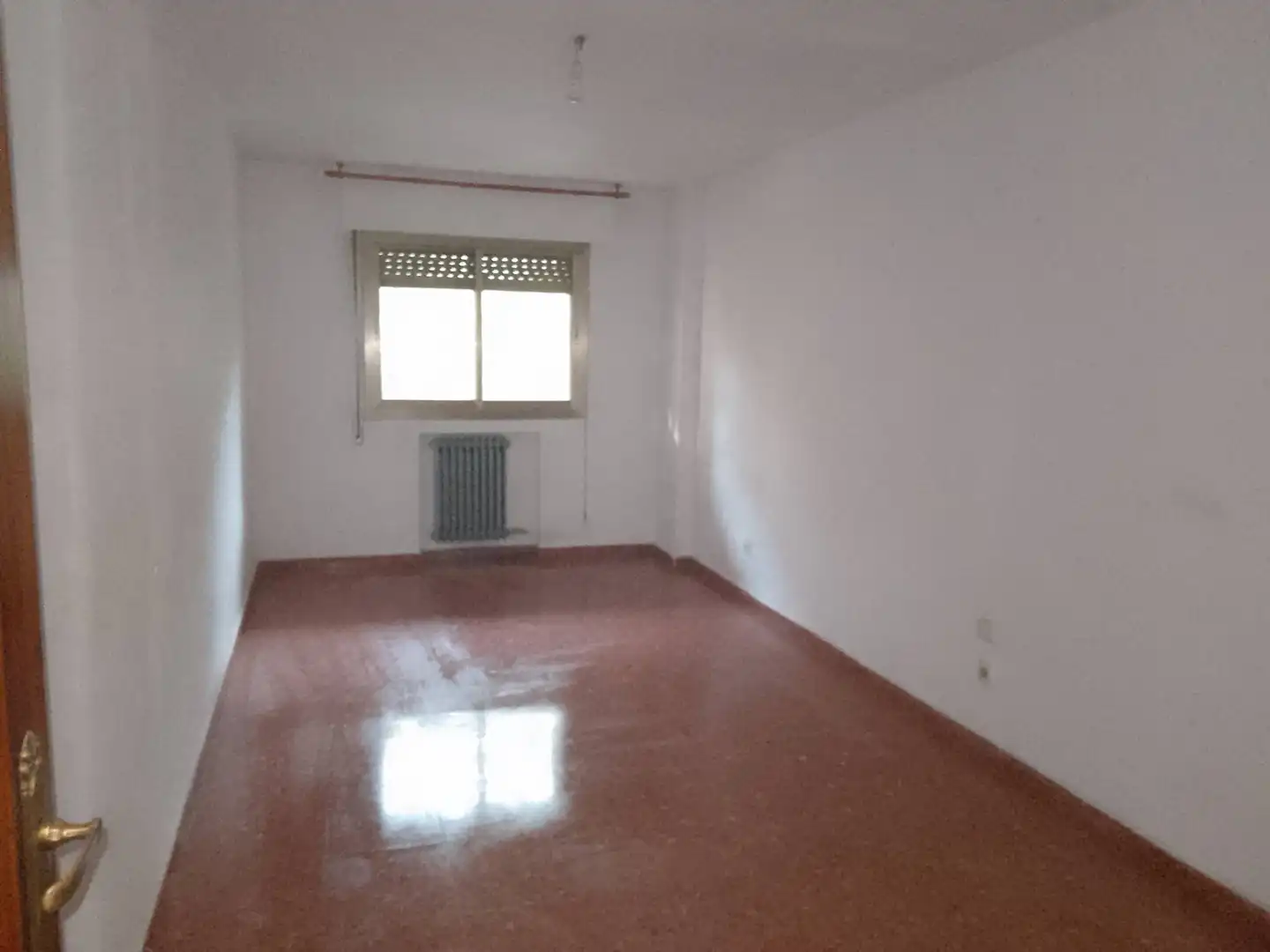 Habitación de Piso en venta en Zaragoza