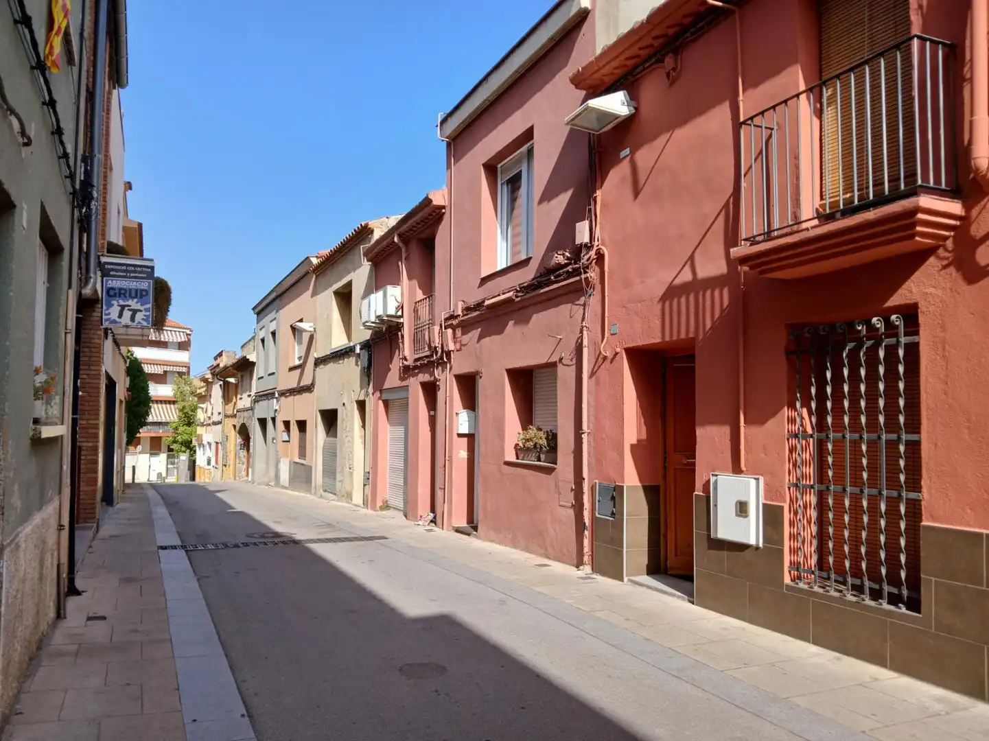 Vista exterior de Casa adosada en venda en Sant Quirze del Vallès amb Calefacció, Terrassa i Balcó