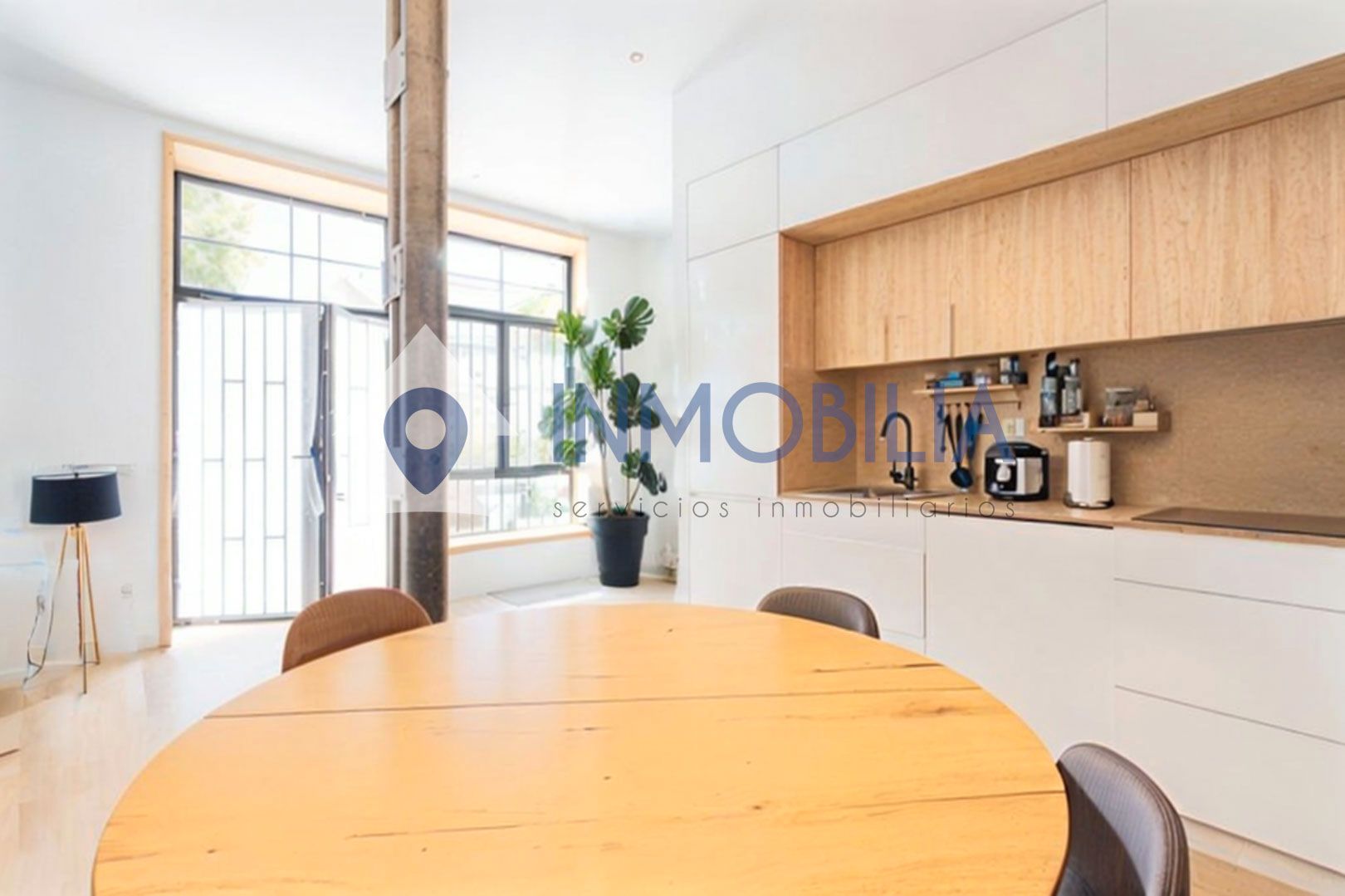 Duplex for sale in  Madrid Capital  with Air Conditioner and Heating