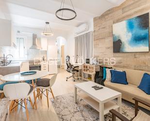 Vista exterior de Apartament de lloguer en  Barcelona Capital amb Aire condicionat, Calefacció i Balcó