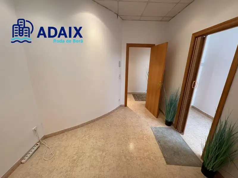 Commercial properties for rent in Roda de Berà  with Air Conditioner