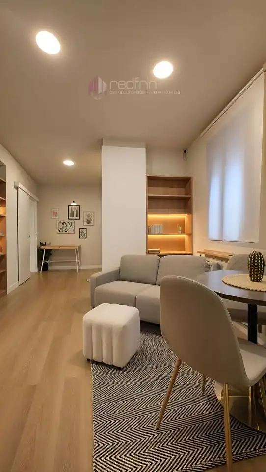 Sala d'estar de Pis en venda en Madrid