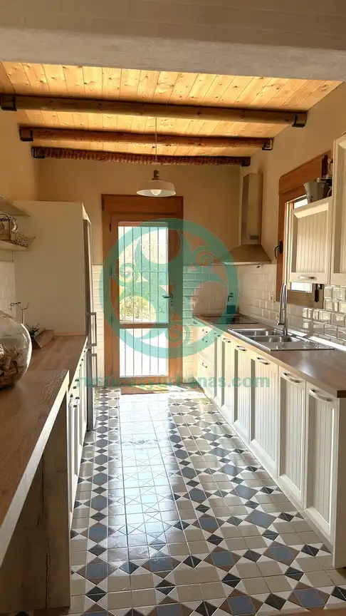 Küche von Country house zur Miete in Cáceres mit Schwimmbad, Möbliert und Ofen