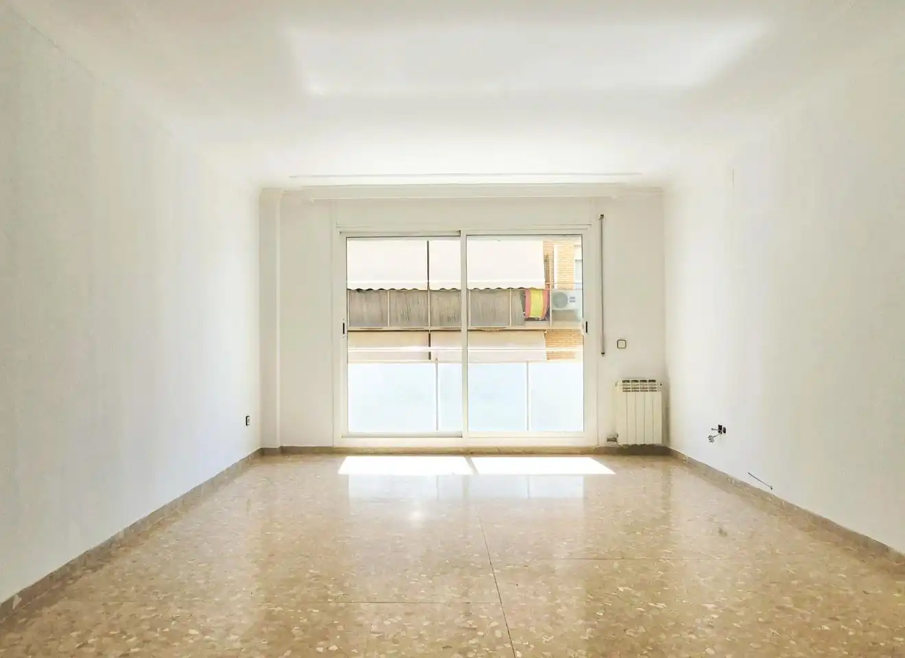 Sala de estar de Piso en venta en Terrassa con Calefacción, Terraza y Balcón